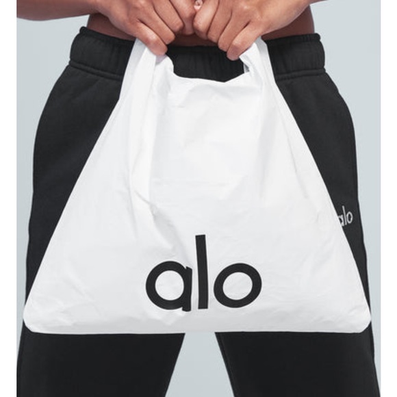 ALO Yoga Bags Alo Yoga Fitness Dry Bag Nwt White And Black Poshmark